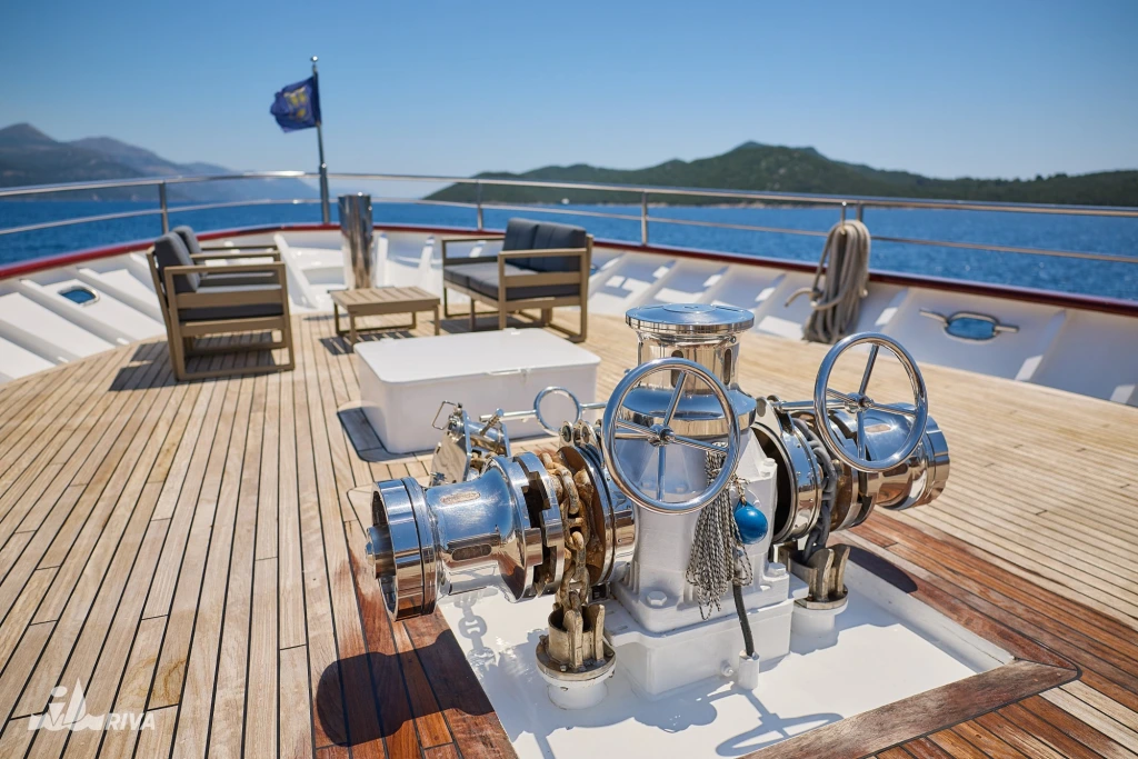 MY Relax Deluxe Schiff